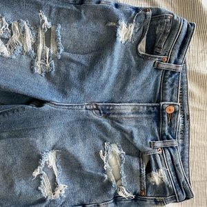 American Eagle Mom Jeans